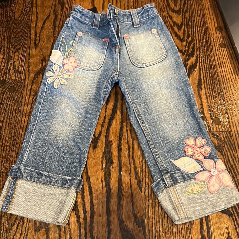 2/3 FLORAL JEANS